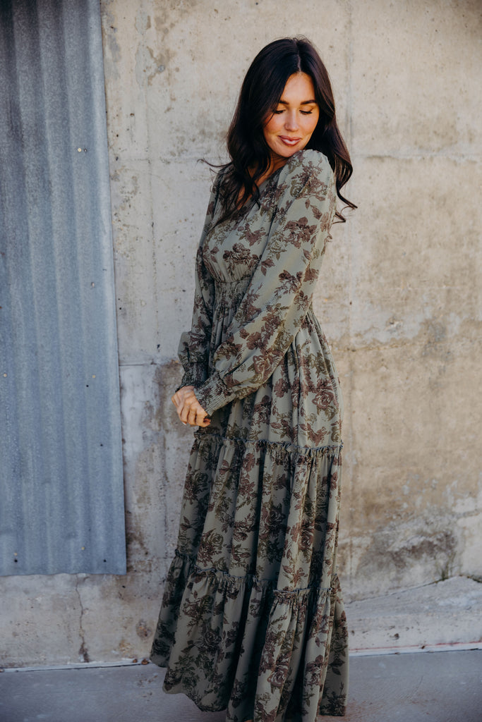 The Jacey Maxi Dress in Laurel Leaf