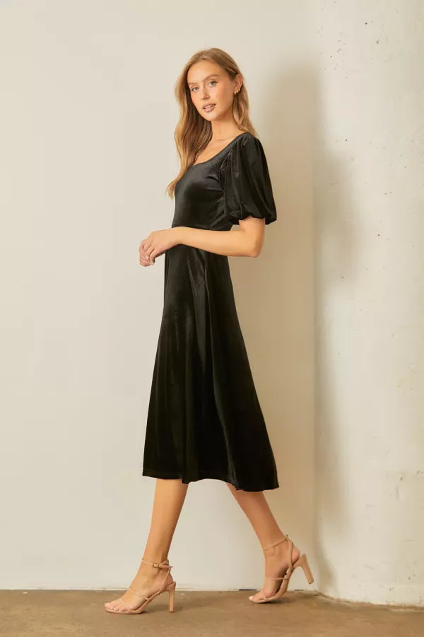 The Lenny Velvet Square Neck Midi Dress in Black