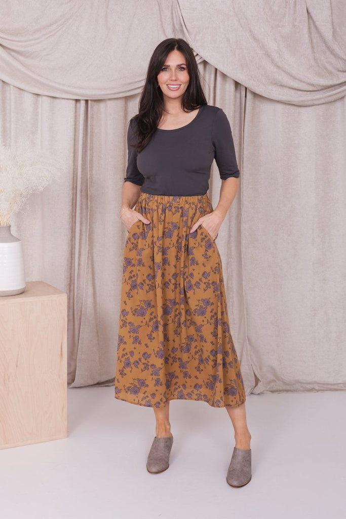 The Stacy Maxi Skirt in Gold Combo Roses